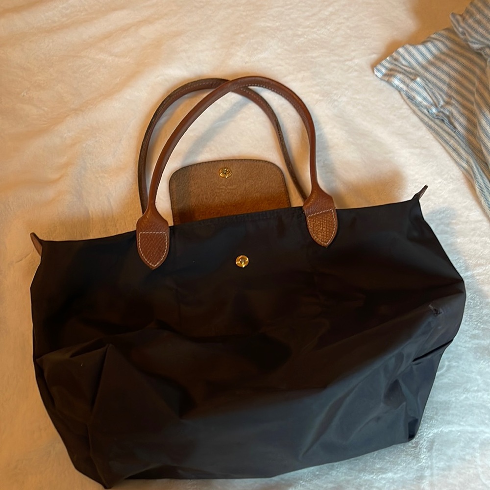 Black small Longchamp bag